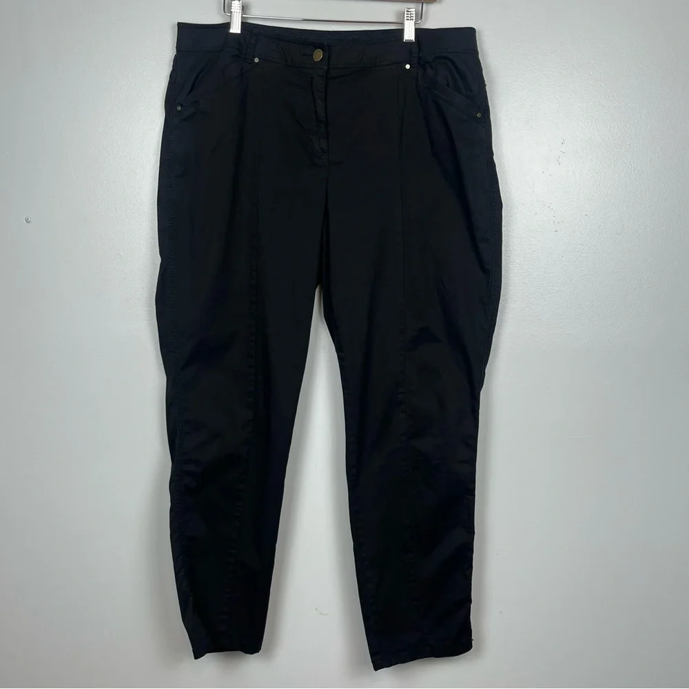 Chico’s black cotton spandex comfort waist 4 pocket lightweight ankle pants, 14.